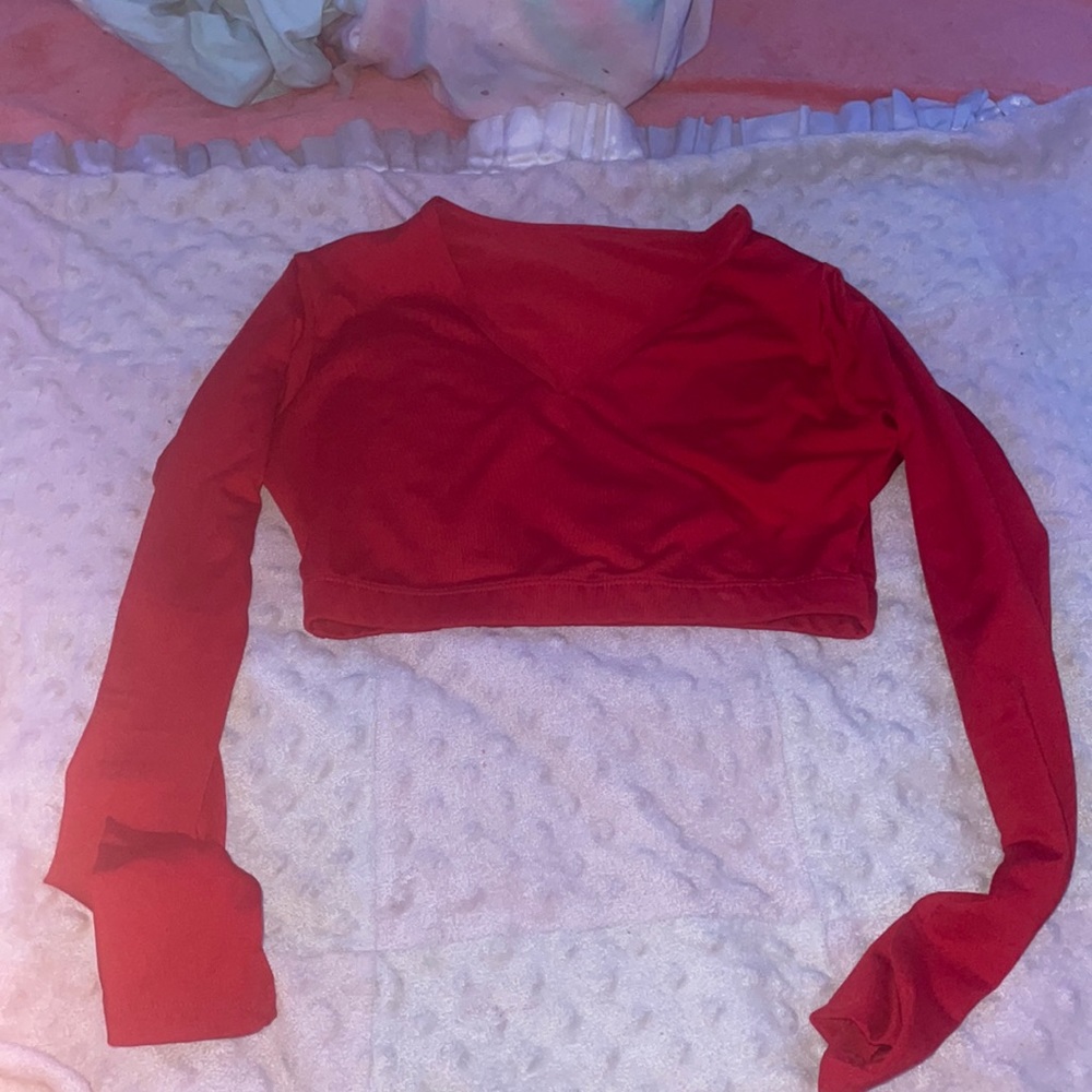 very cute, cropped long sleeve, very short